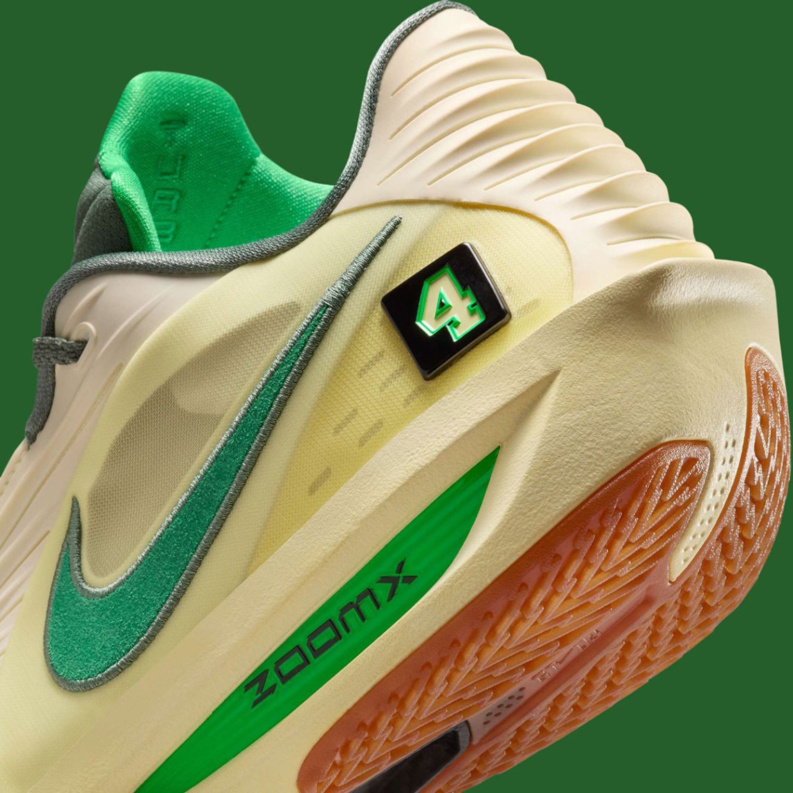 Nike GT Cut 3 Turbo Jrue Holiday 2025 | SneakerNews.com display picture 1