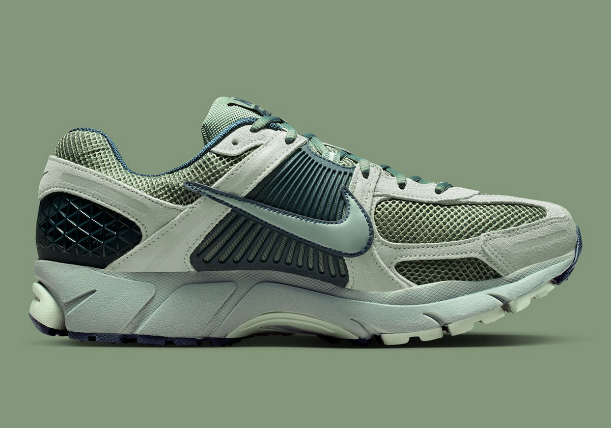 Nike Zoom Vomero 5 Seafoam Clay Green Armory Navy Hf1553 005 3