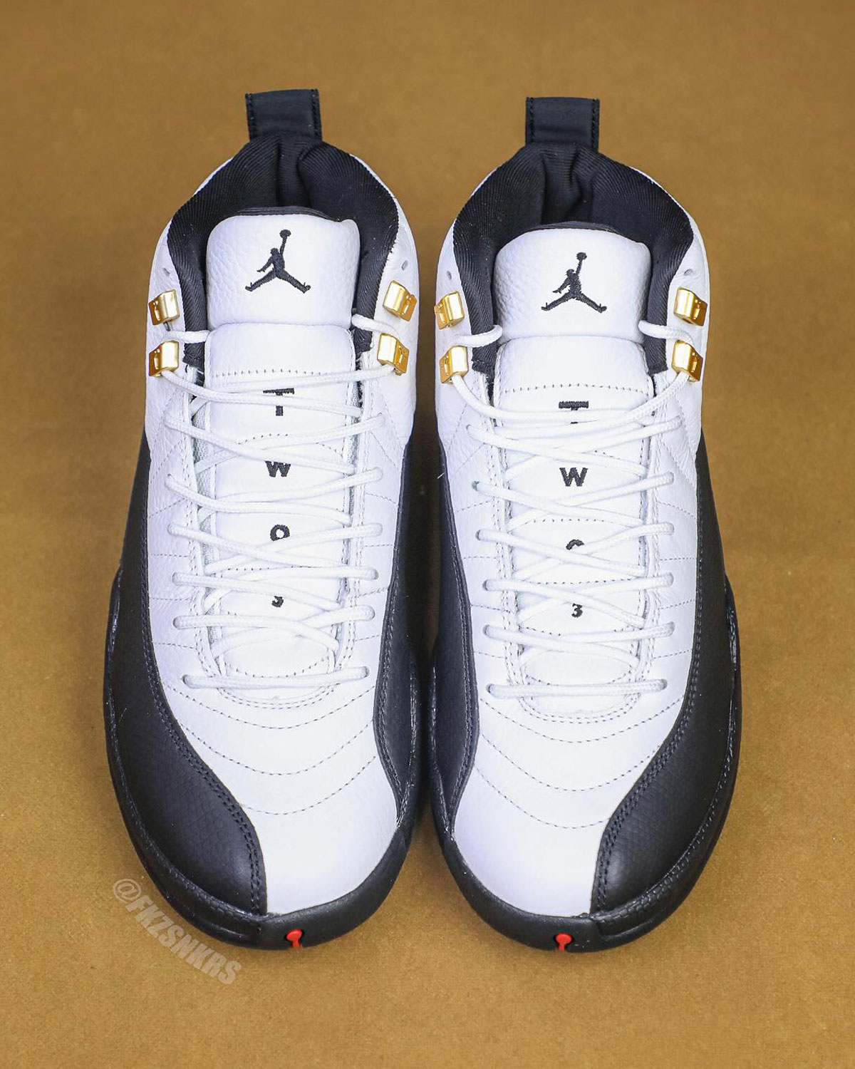 Taxi Jordan 12s 2025 2