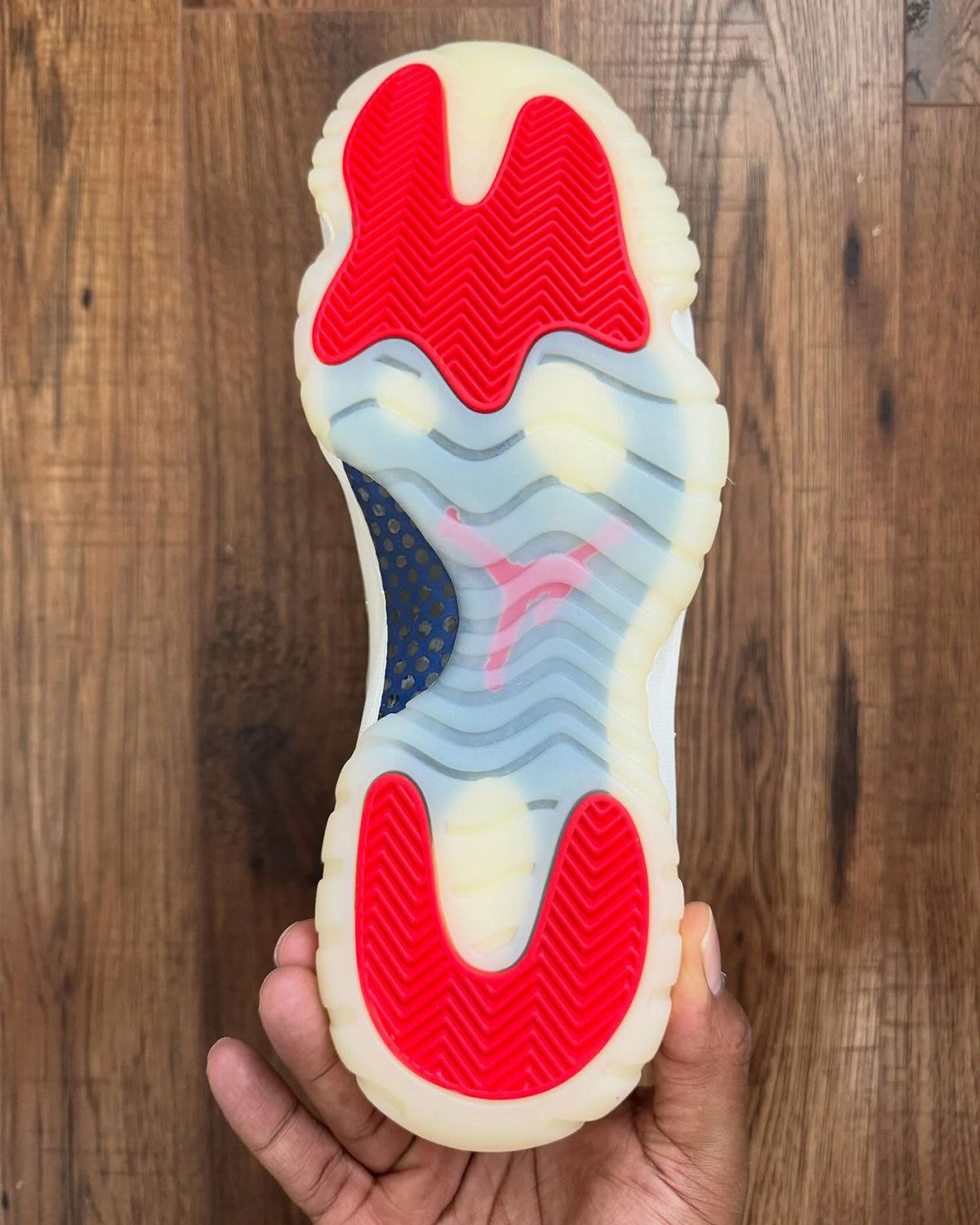 Air Jordan 11 285 Atlanta High Museum 4