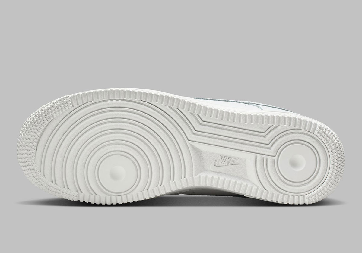 Nike Air Force 1 Low Summit White Metallic Silver Im6485 121 2