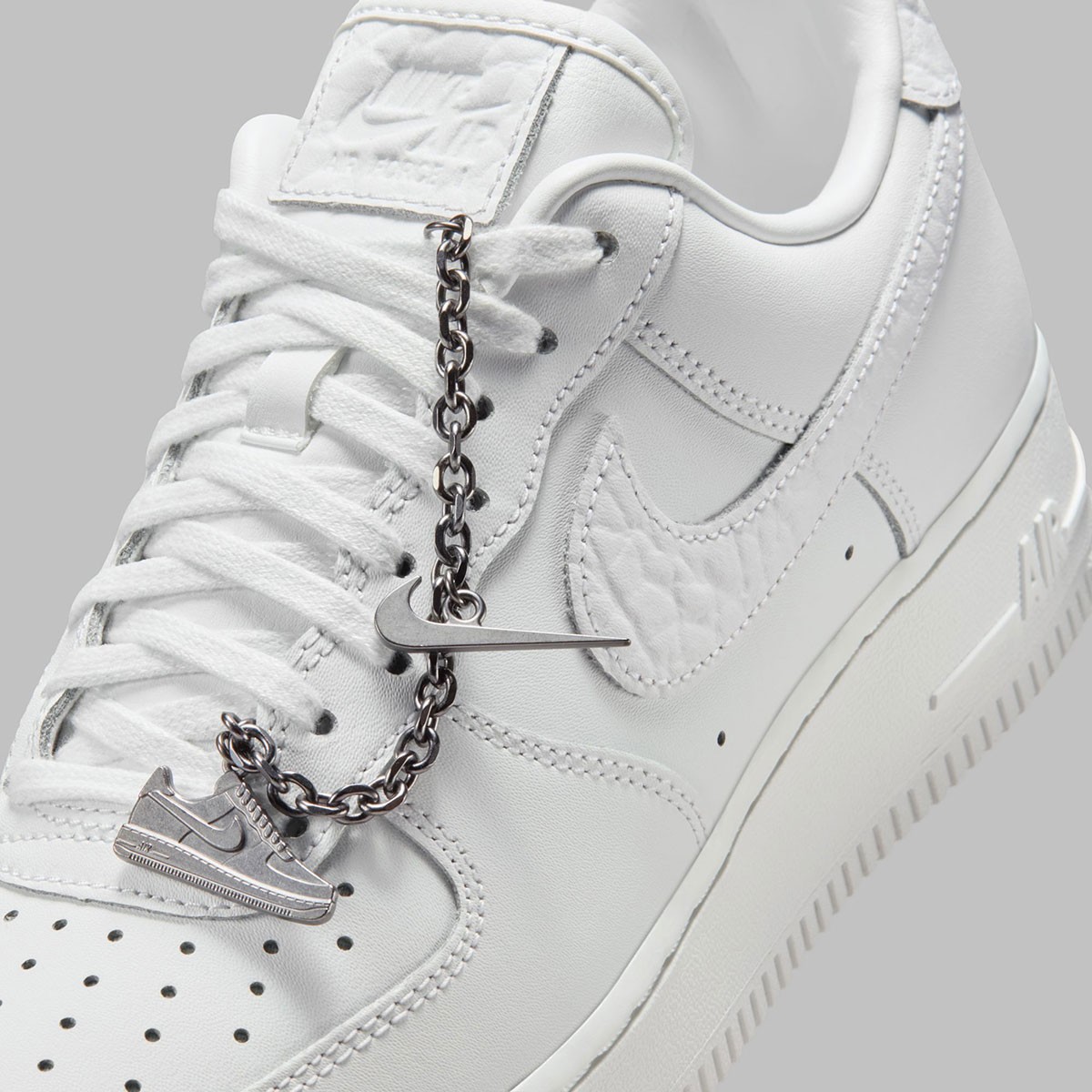 Nike Air Force 1 Low Summit White Metallic Silver Im6485 121 6