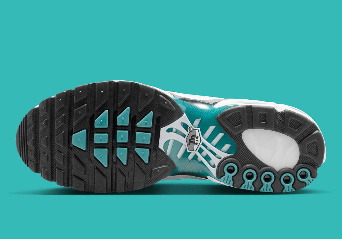 Nike Air Max Plus White Reflective Silver Turbo Green 604133 136 2