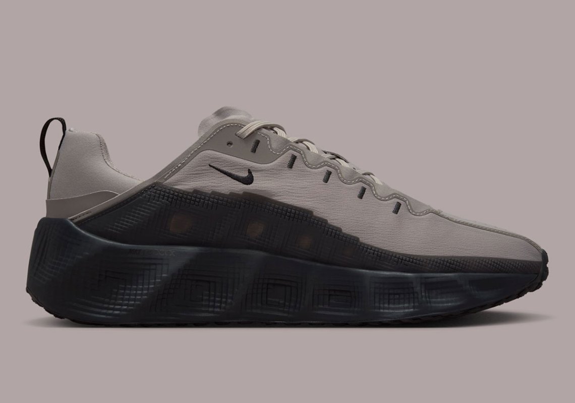 Nike Ava Rover  display picture 3