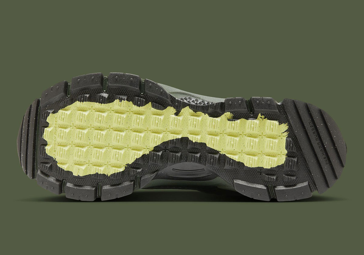 Nike Zoom Vomero 5 Roam Fv2295 300 1