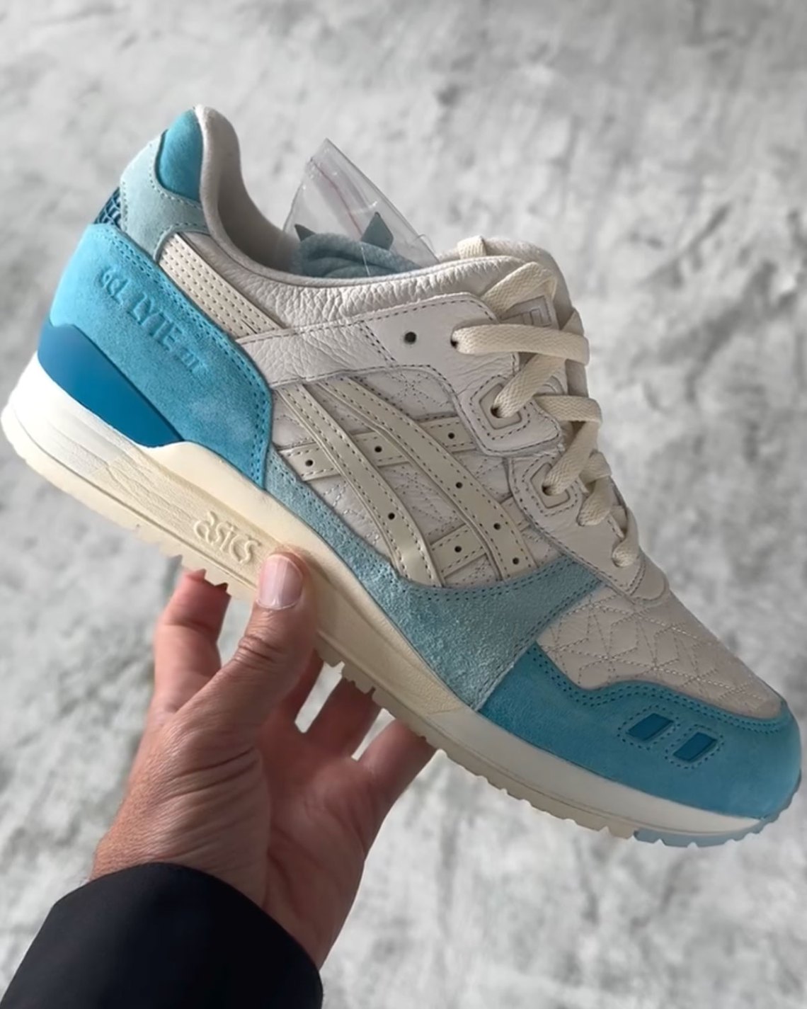 Ronnie Fieg ASICS GEL Lyte III Blue | SneakerNews.com