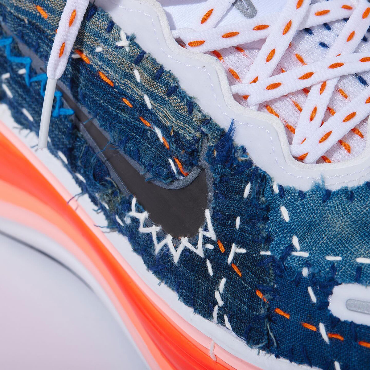 Sashiko Gals Nike Vomero Tim Cook 3