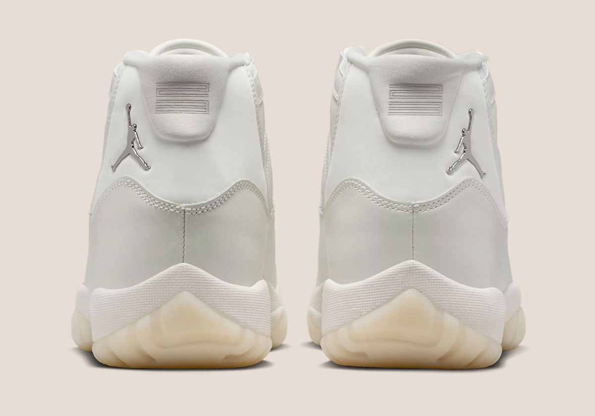 Air Jordan 11 Pearl 4
