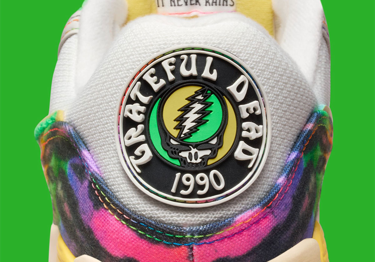 Nike Commemorates The Grateful Dead’s 1990 Show At Oregon’s Autzen Stadium