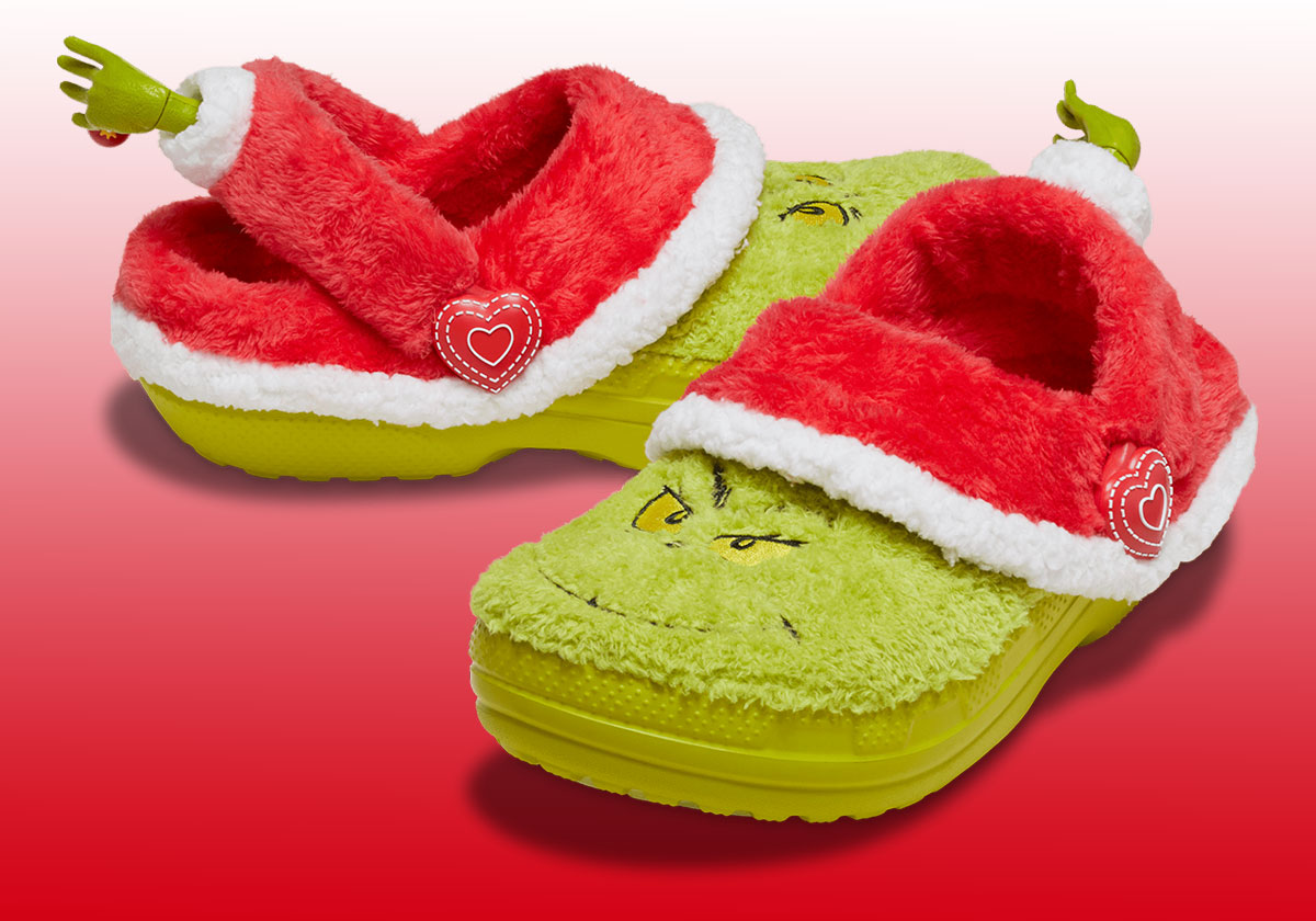 Grinch Crocs 7