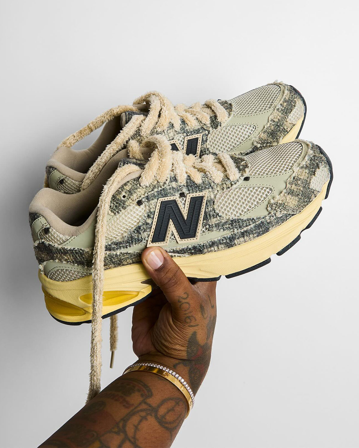 Joe Freshgoods New Balance 2010 Bag Lady 1