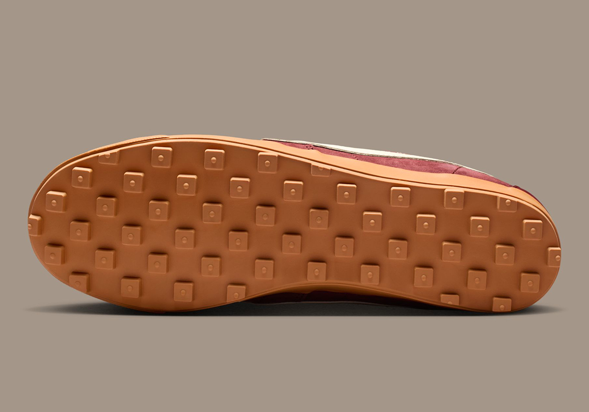 Nike Astrograbber Dark Team Red Coconut Milk Ih2341 600 2