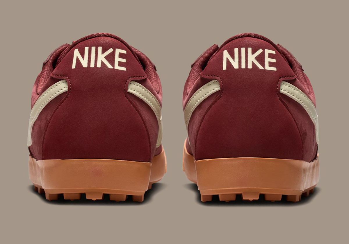 Nike Astrograbber Dark Team Red Coconut Milk Ih2341 600 6