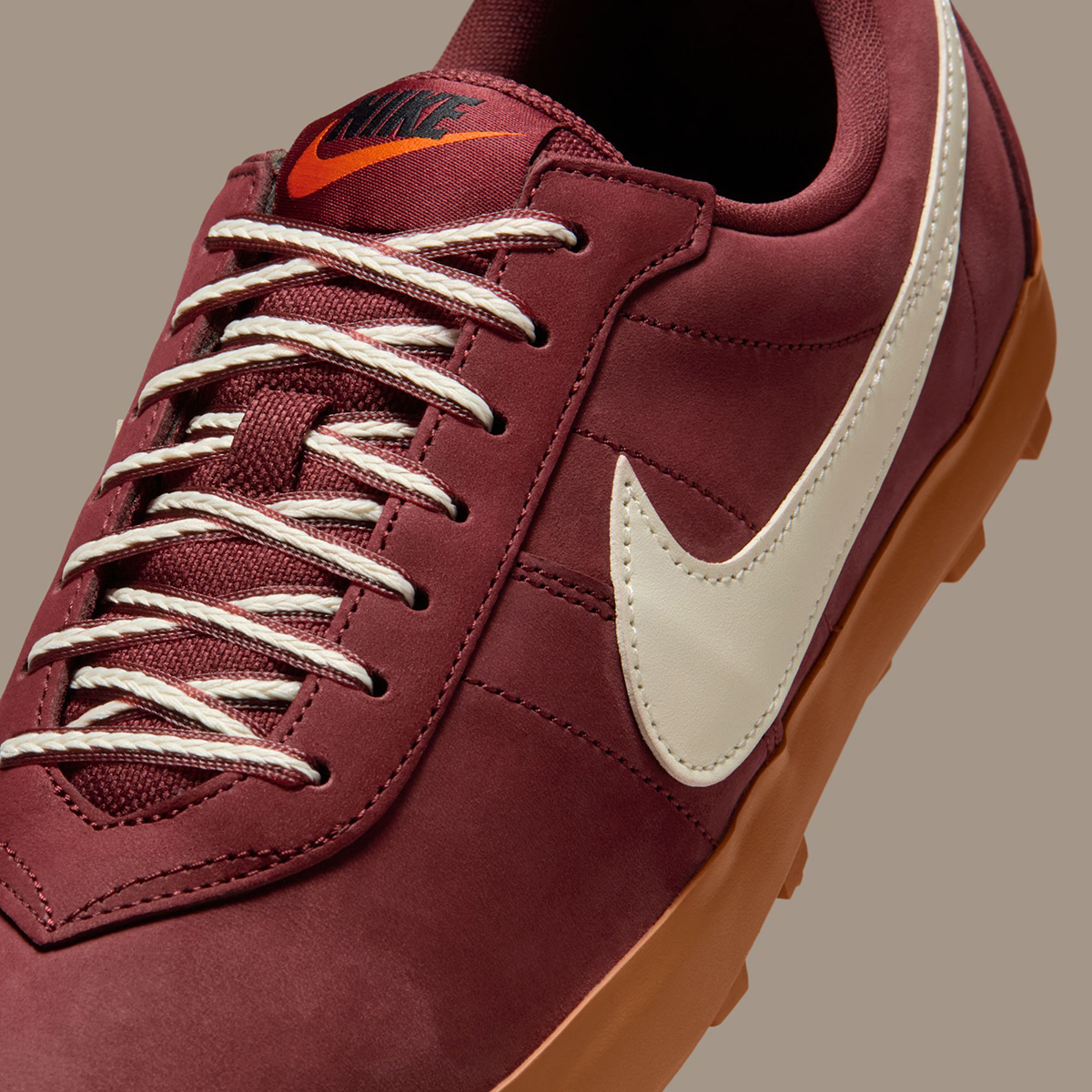Nike Astrograbber Dark Team Red Coconut Milk Ih2341 600 7