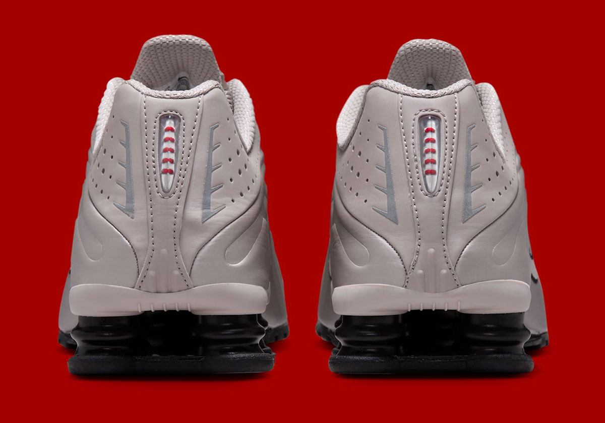 Nike Shox R4 College Grey University Red Metallic Silver Ih0265 009 6
