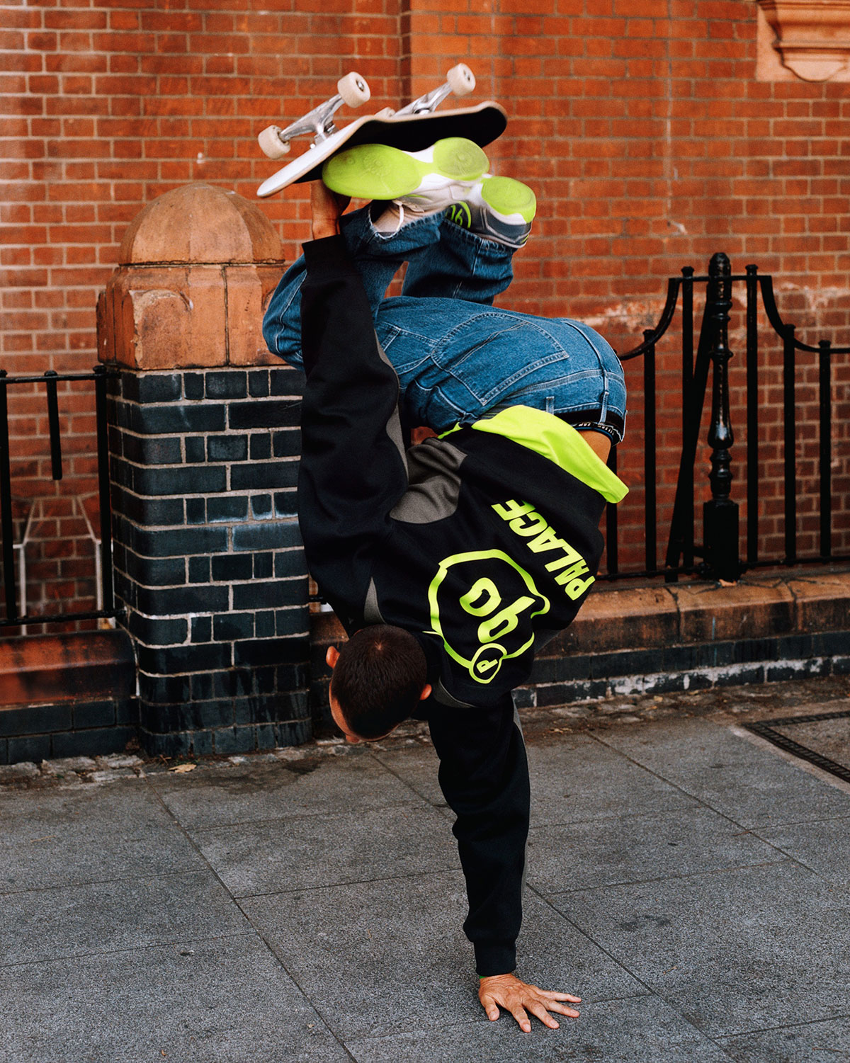 Palace Nike Release Date 16