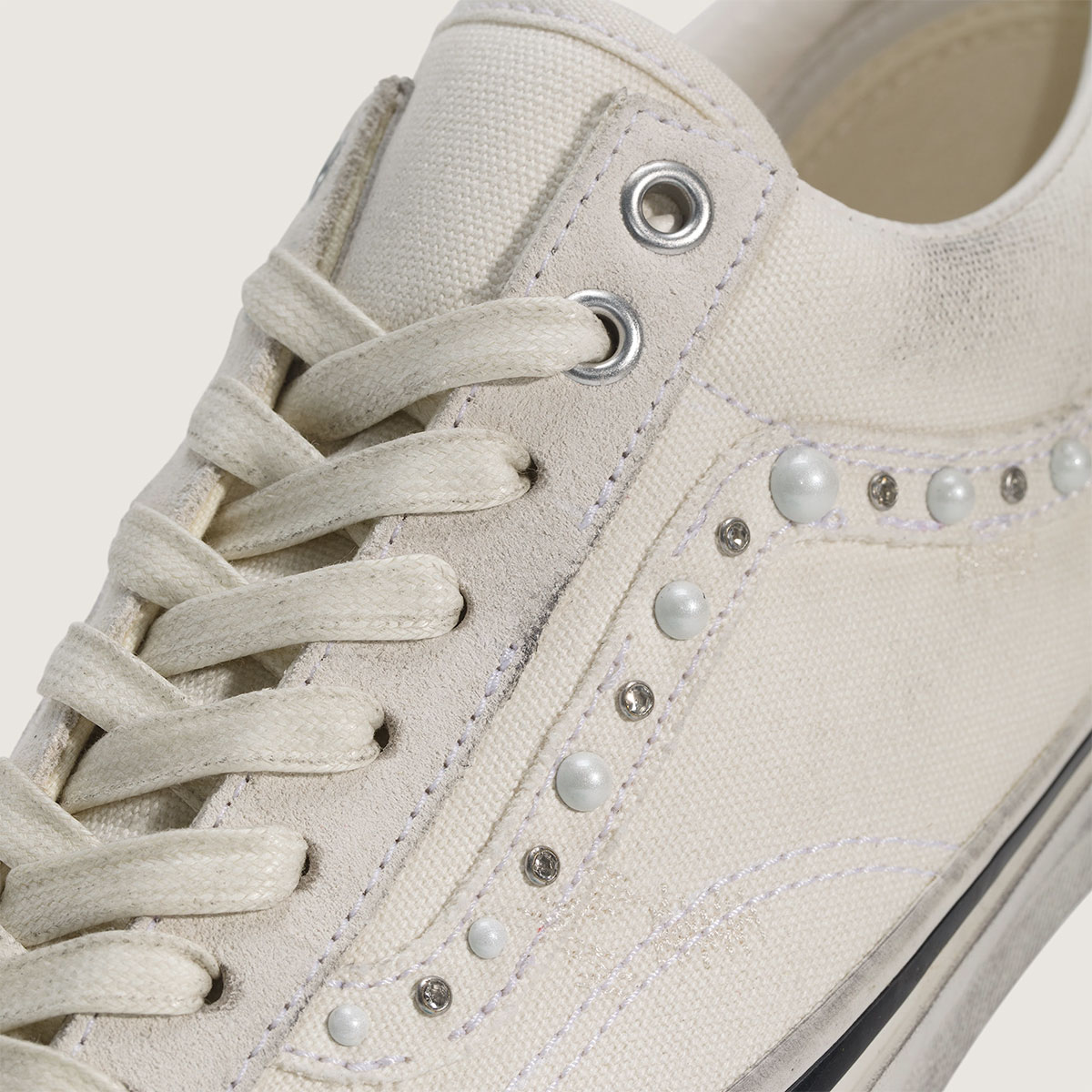 Vans Old Skool 36 Pearlized White Vn000e8vccz 1