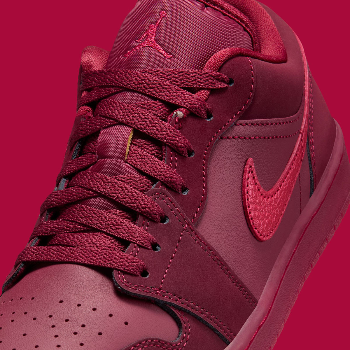 Air Jordan 1 Low Valentines Day Lips Kiss Ib7012 600 7