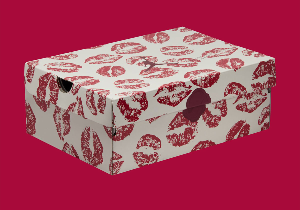 Air Jordan 1 Low Valentines Day Lips Kiss Ib7012 600 9