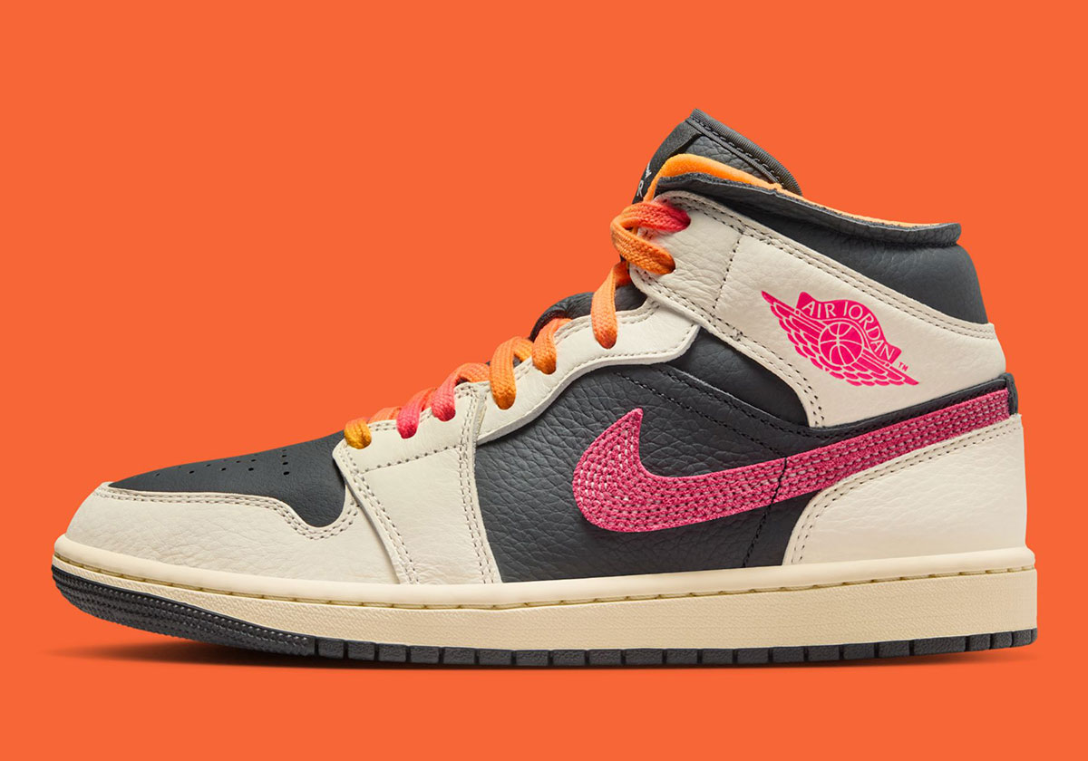 Air Jordan 1 Mid Flight Club Ib7007 107 1