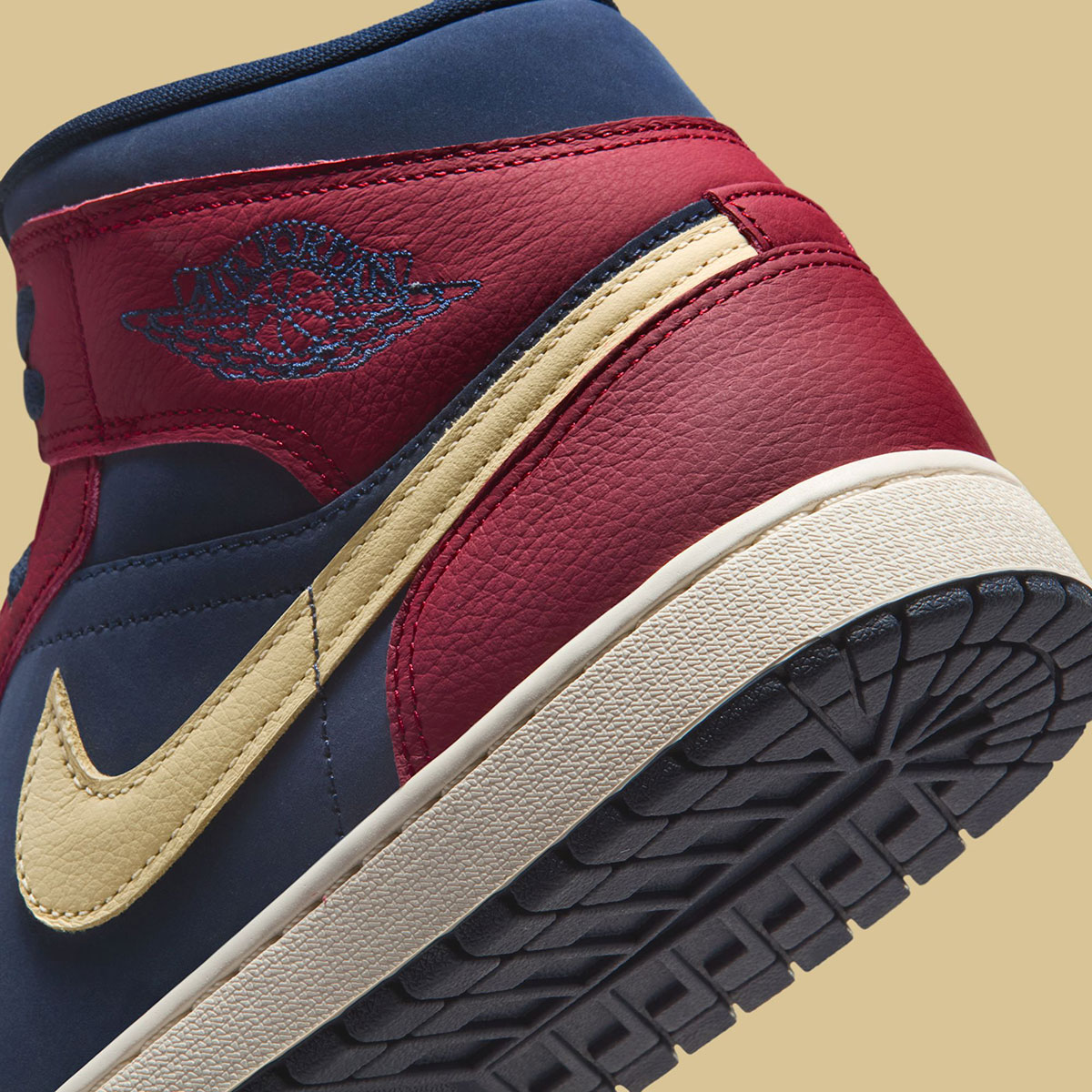 Air Jordan 1 Mid Team Red Obsidian Pale Vanilla Io7449 600 8