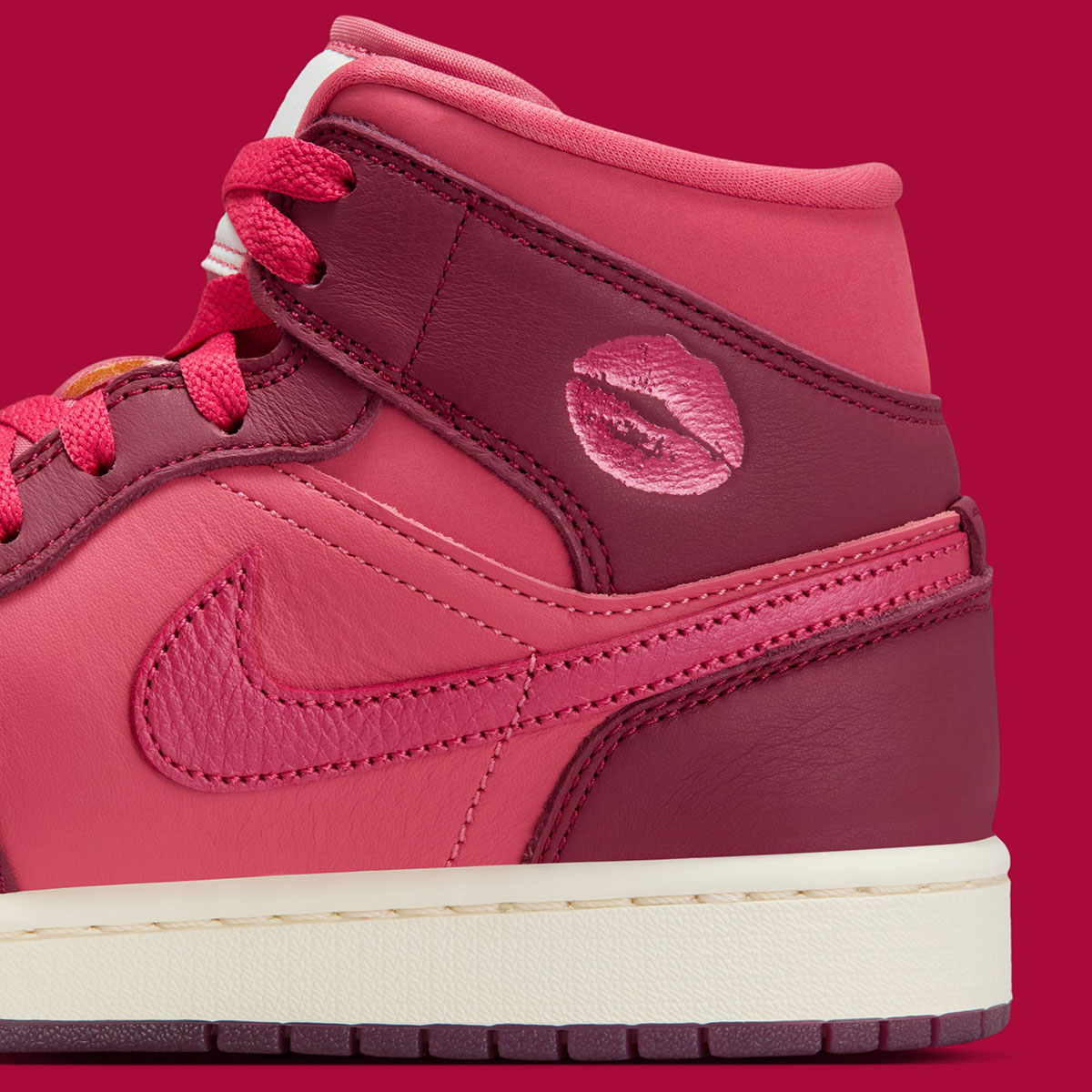 Air Jordan 1 Mid Valentines Day Lips Kiss Ib7018 600 10