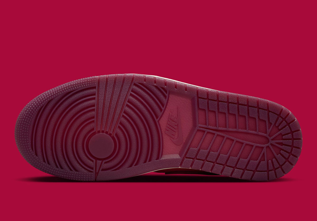 Air Jordan 1 Mid Valentines Day Lips Kiss Ib7018 600 2