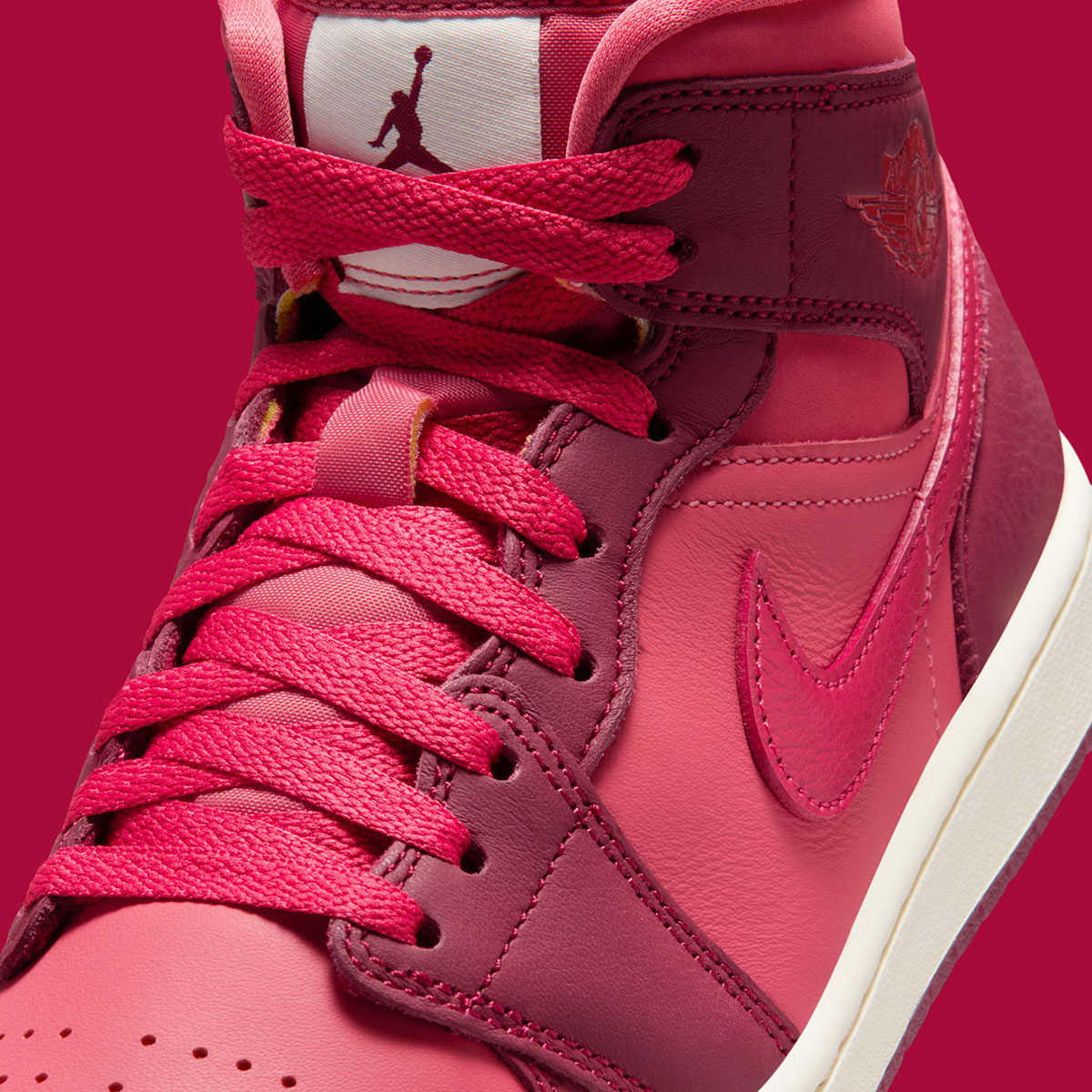 Air Jordan 1 Mid Valentines Day Lips Kiss Ib7018 600 7