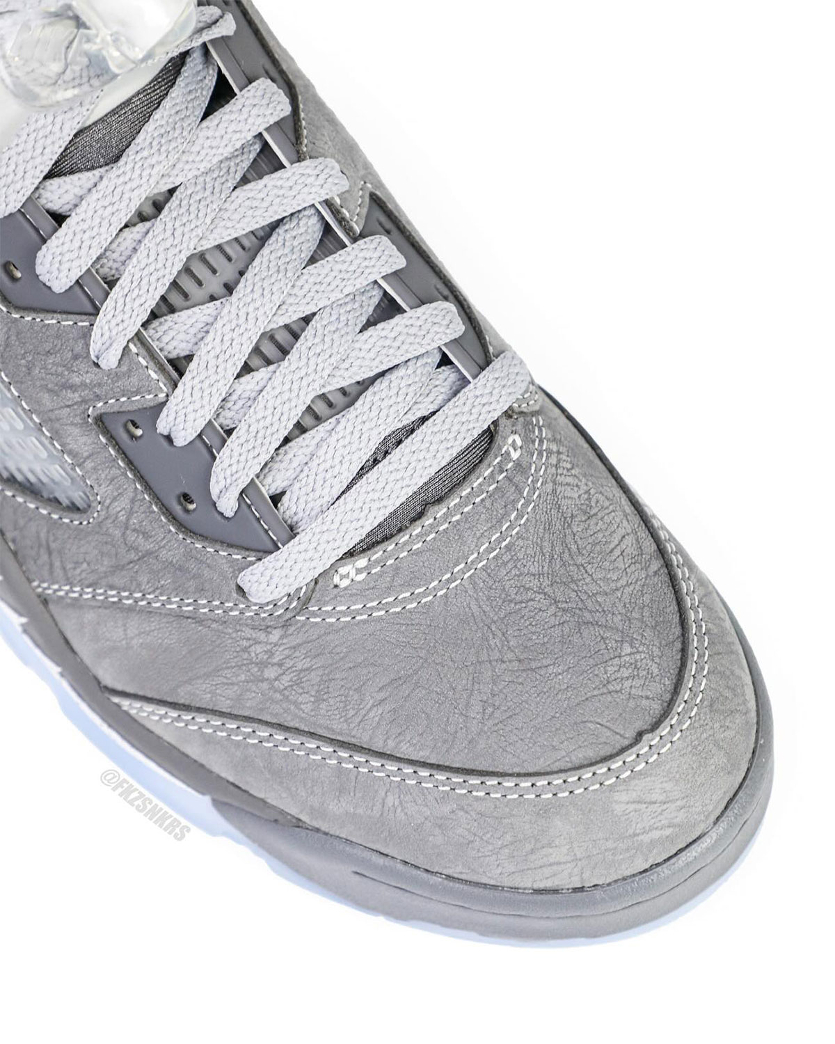 Air Jordan 5 Wolf Grey 4