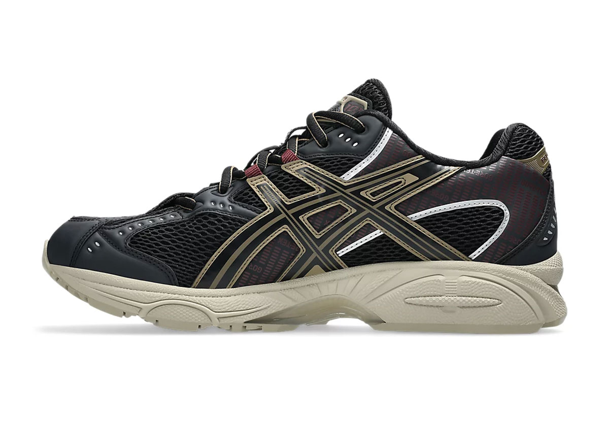 Asics Gel Nimbus 10 1 Gore Tex Black Gold 1203a760 001 5