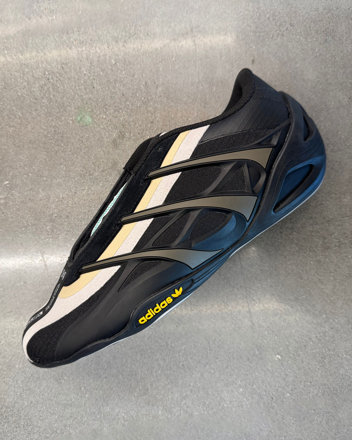 Bad Bunny Mercedes Adidas Adiracer Gt 5