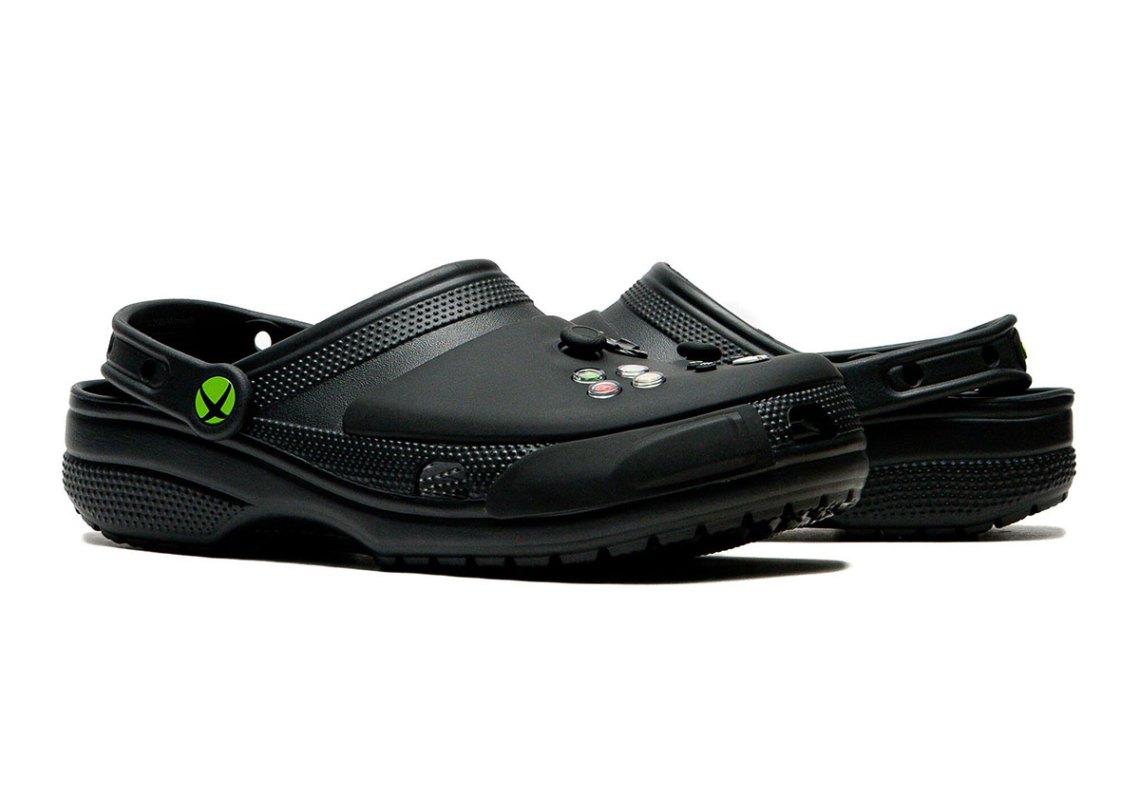 Crocs Classic Clog XBOX 211439-001 | SneakerNews.com display picture 2