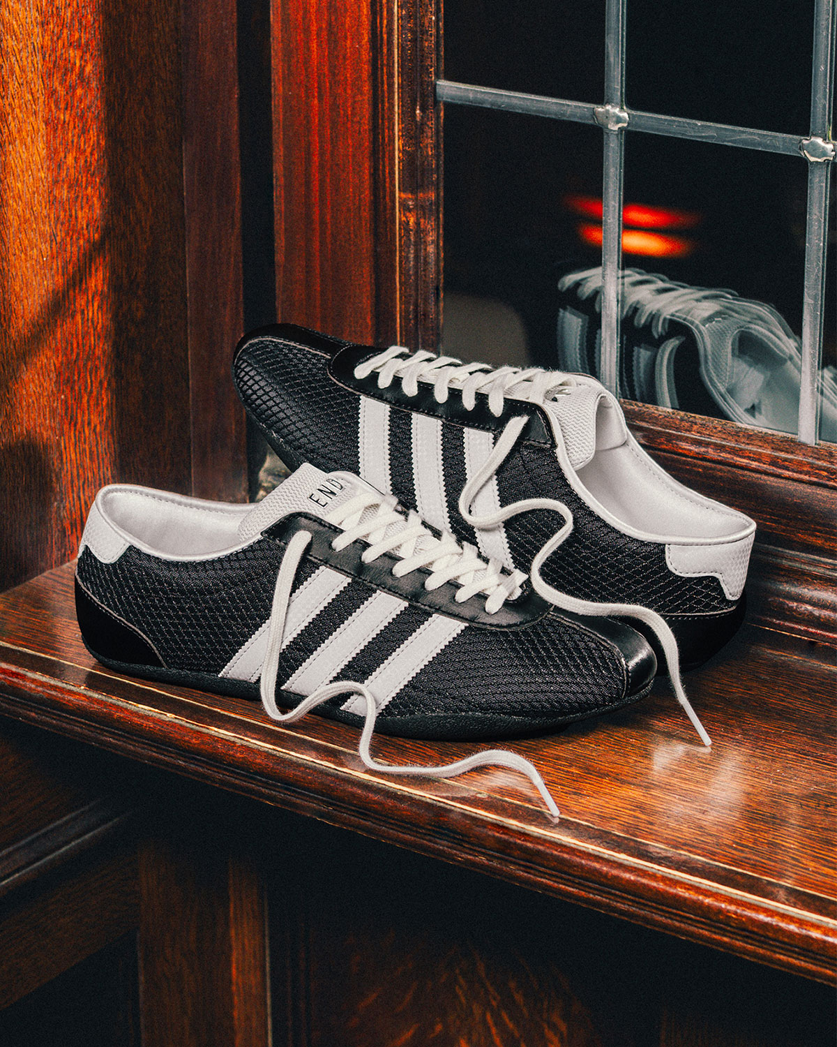 End Adidas Tokyo Sneaker Black And White Womens 29 09 25 Hr Social 1440x1800 01