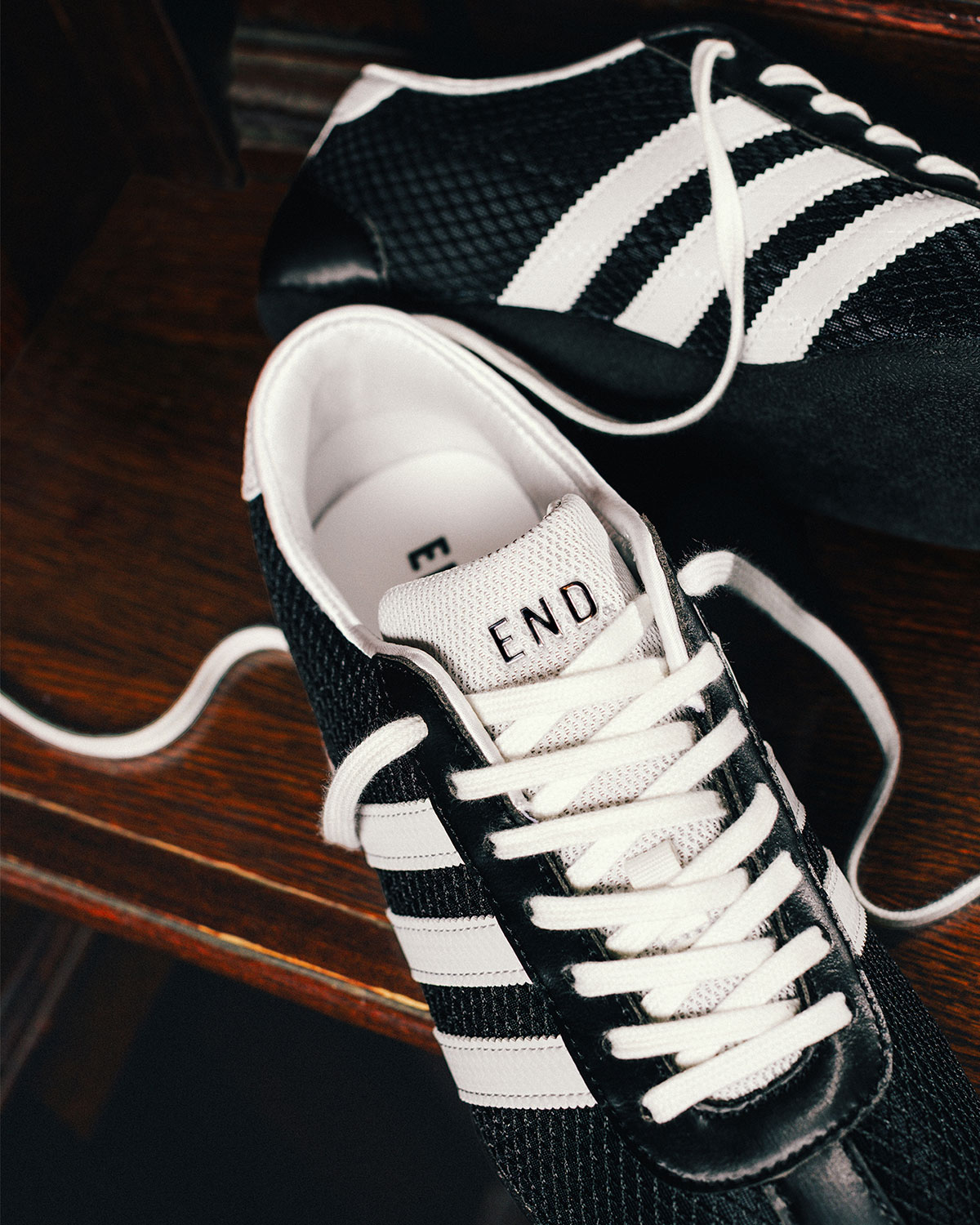 End Adidas Tokyo Sneaker Black And White Womens 29 09 25 Hr Social 1440x1800 04