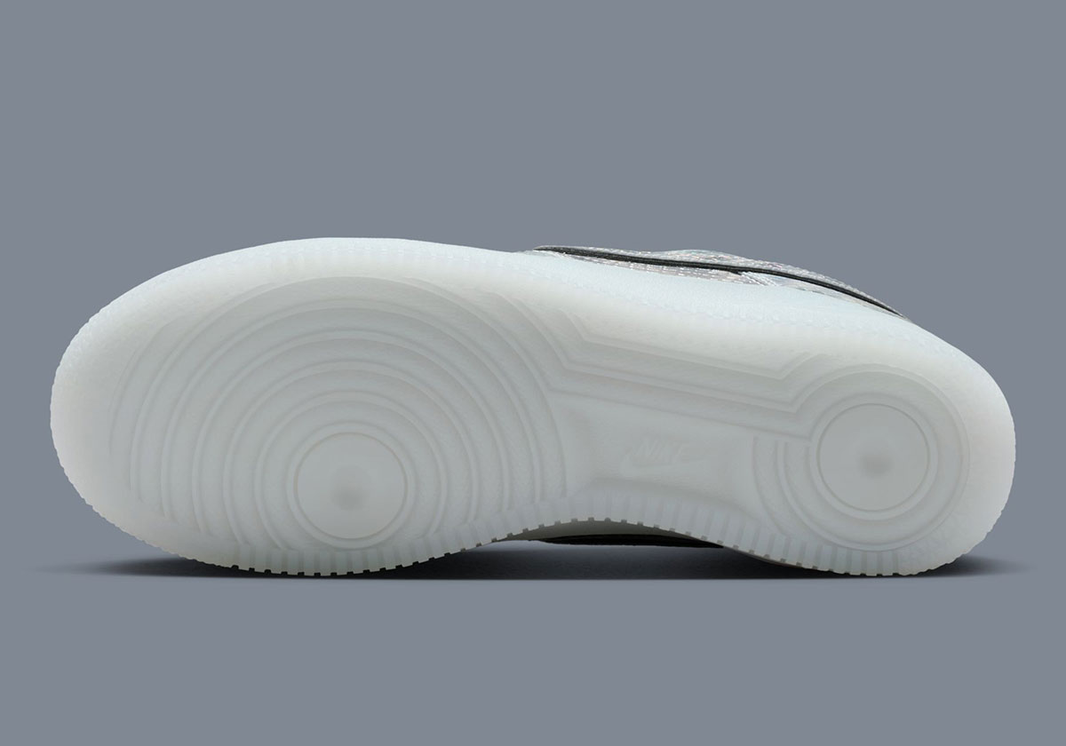 Kobe Bryant Nike Air Force 1 Lenticular Ii3925 400 3