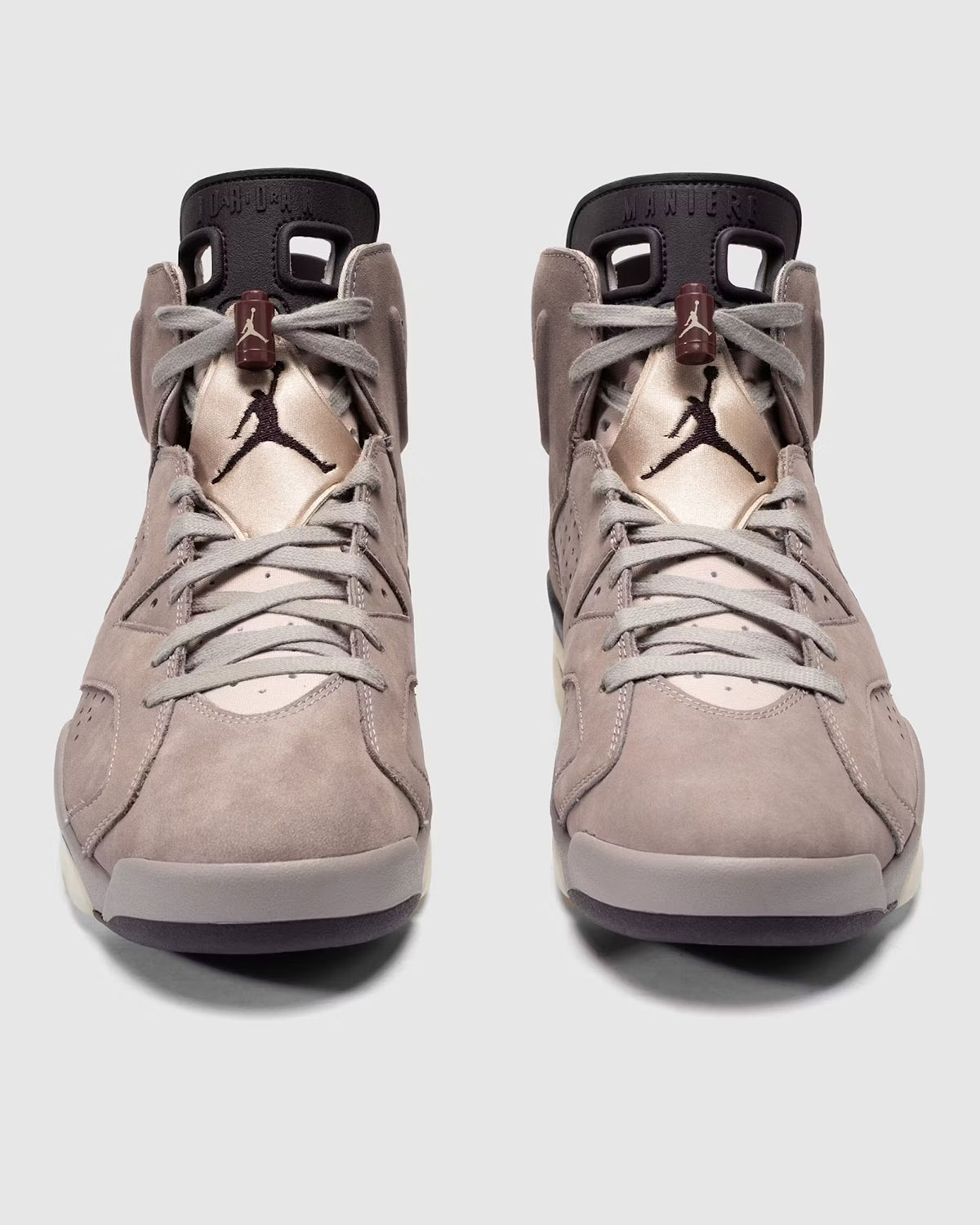 Maniere Jordan 6 Smokey Mauve 4