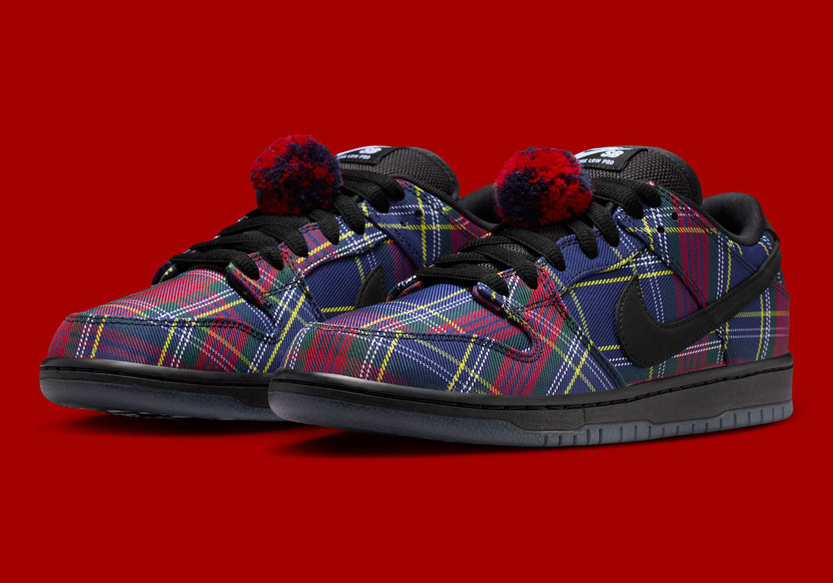 Official Images Of The Nardwaur x Nike SB Dunk Low