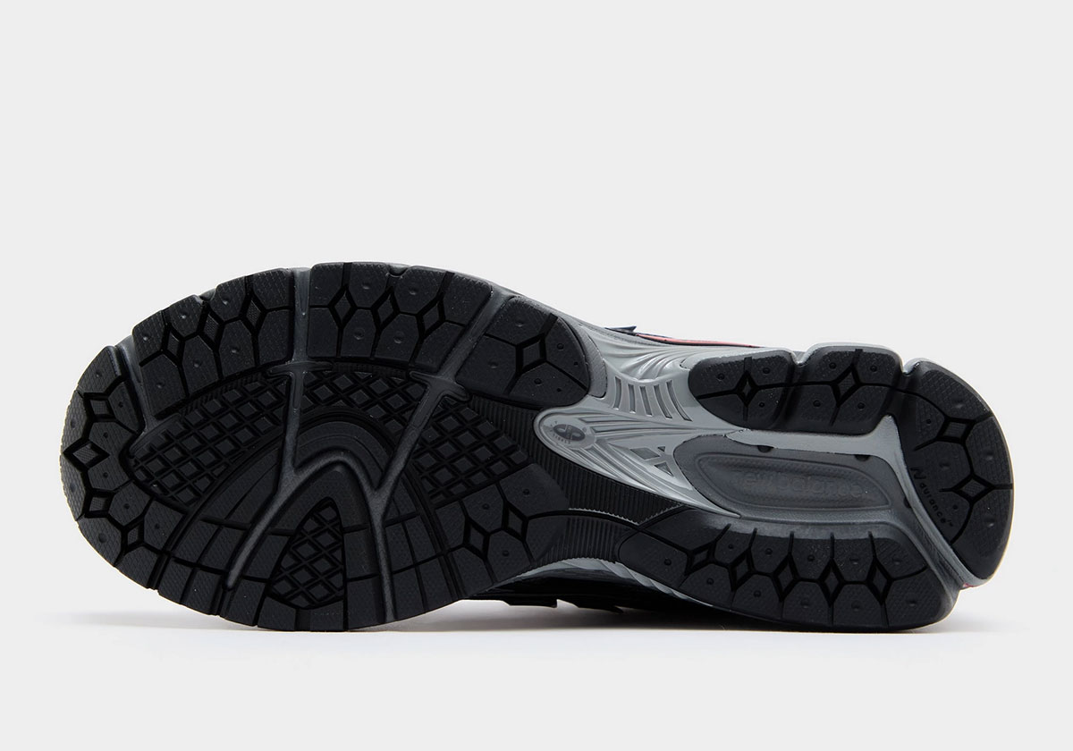 New Balance 1906u Black Red Grey 5