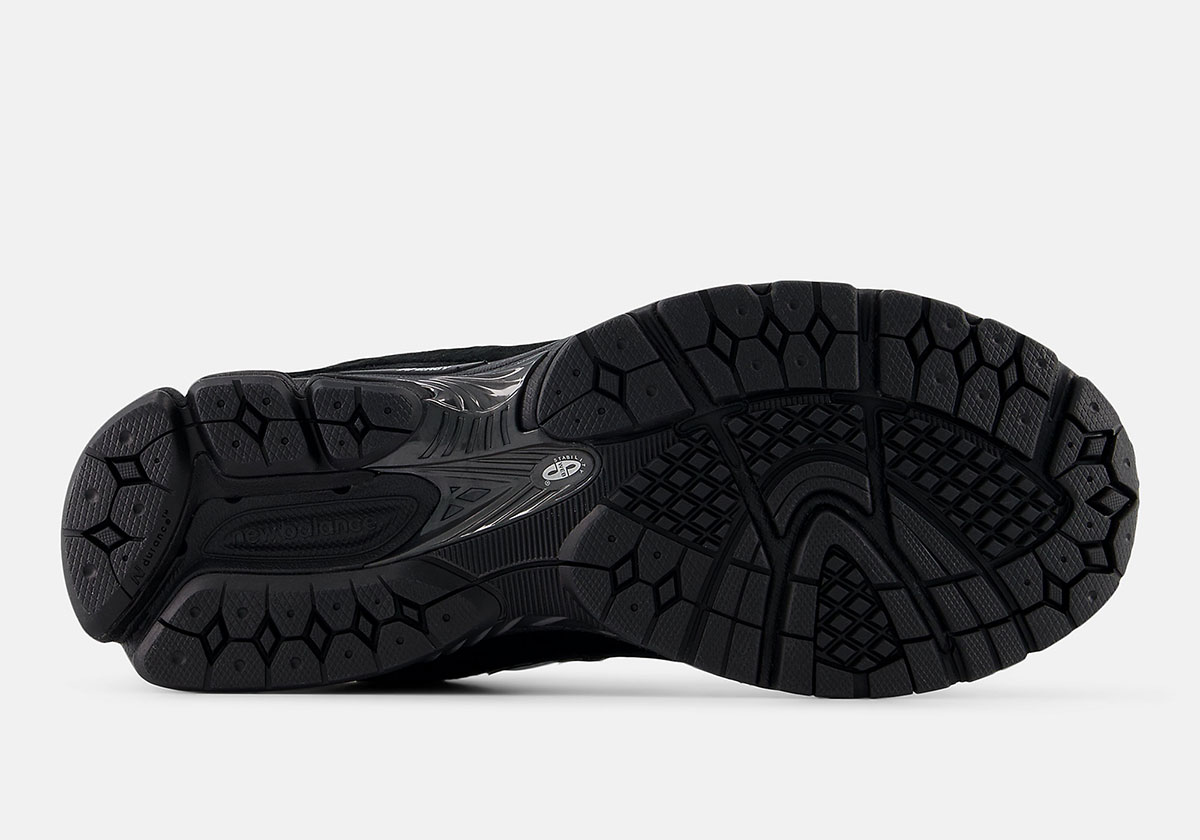 New Balance 2002r Black Silver U2002rq 5