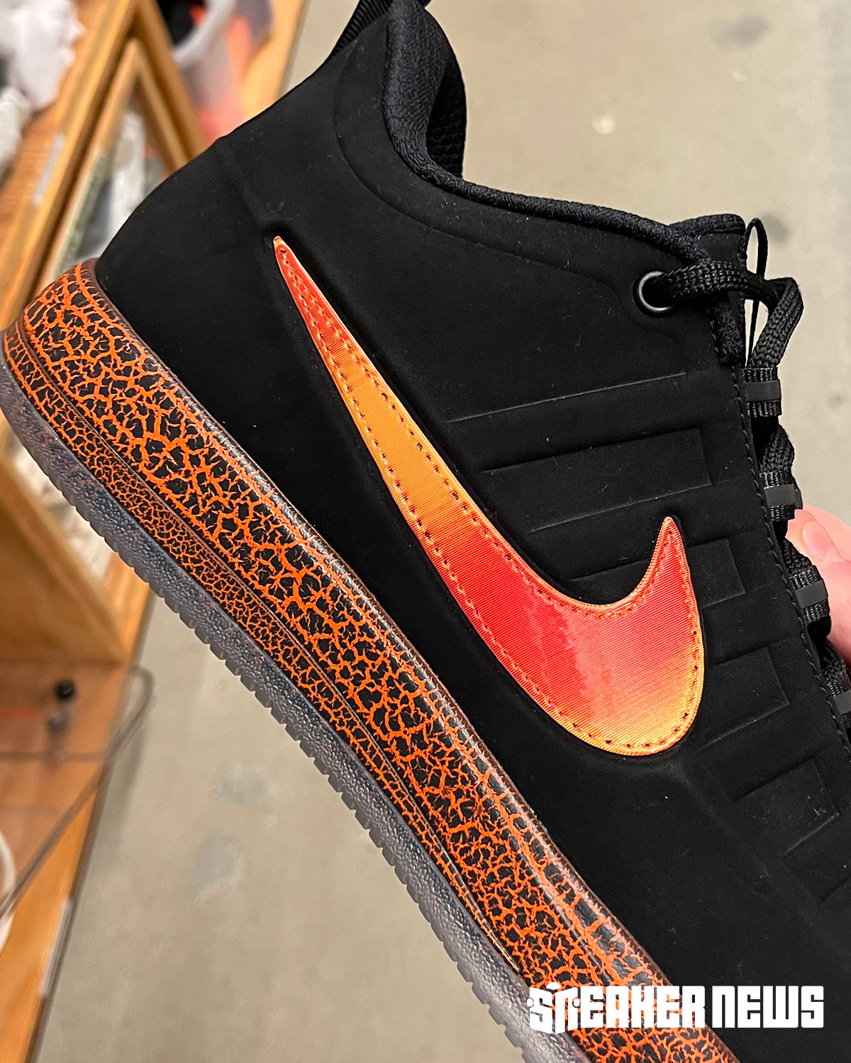 Nike Book 2 Rising 3