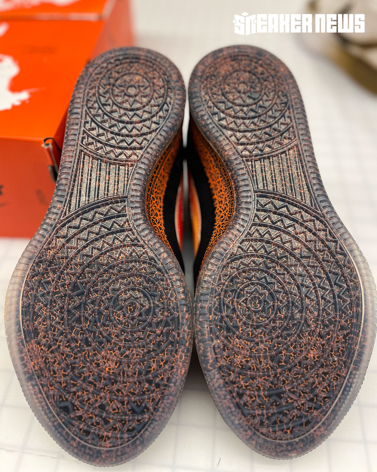 Nike Book 2 Rising 7