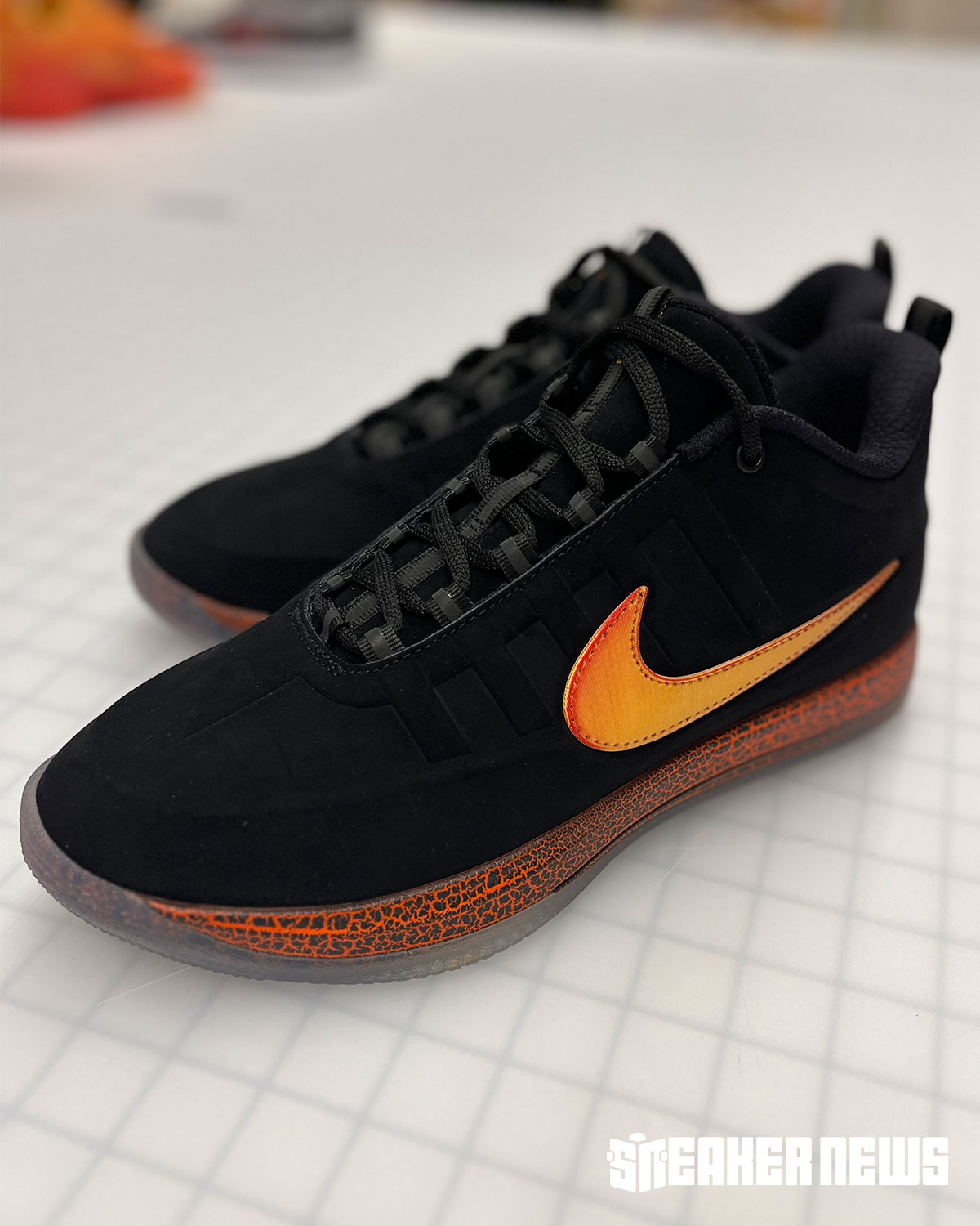 Nike Book 2 Rising 9