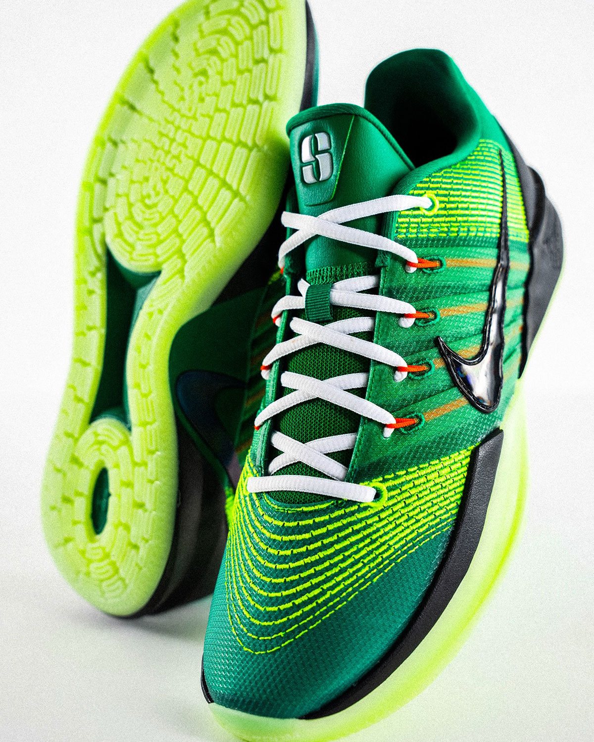 nike turmoil By You Sabrina 3 Oregon Ducks 5