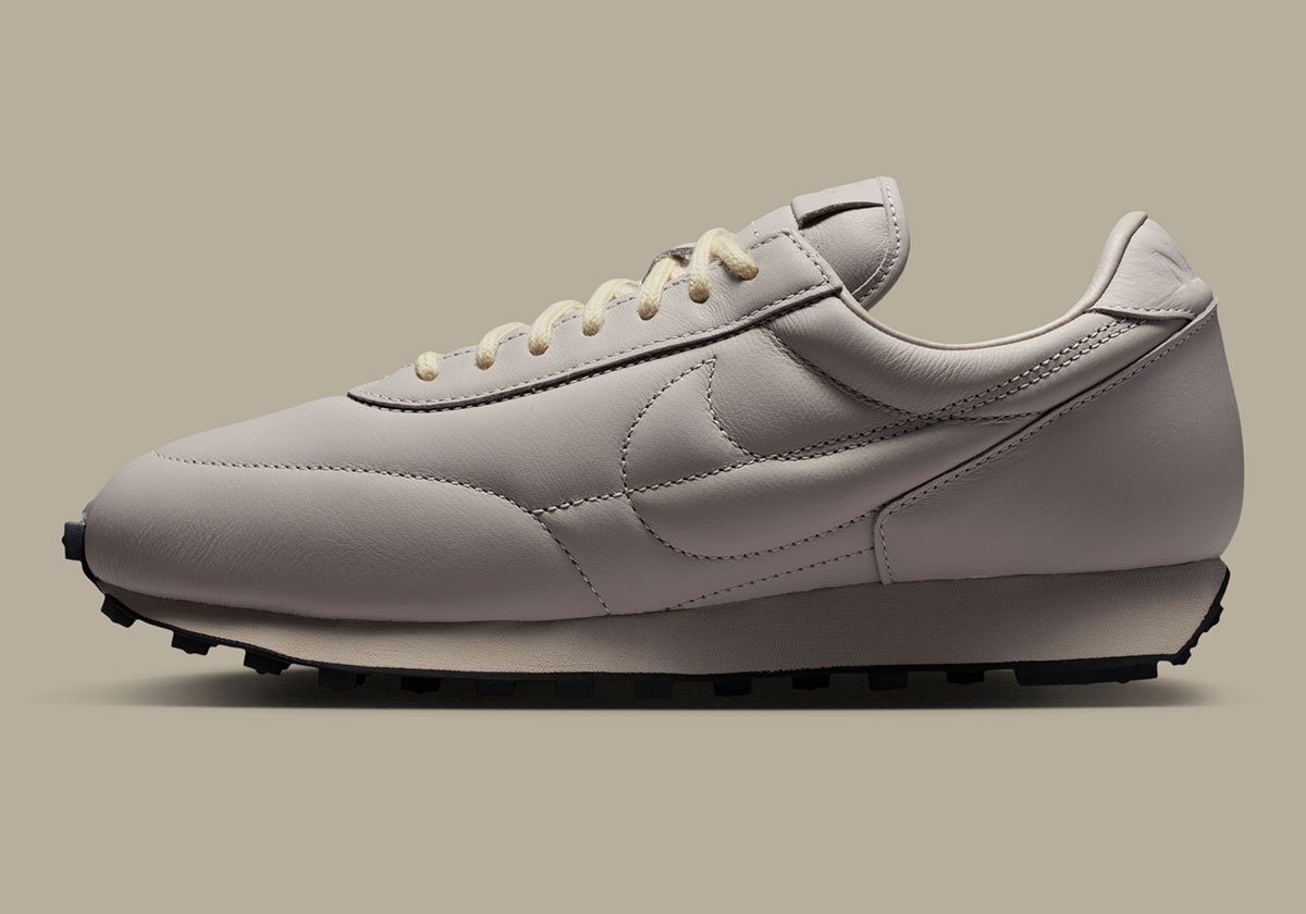 Nike Daybreak Moon Particle Light Bone Io4865 020 2