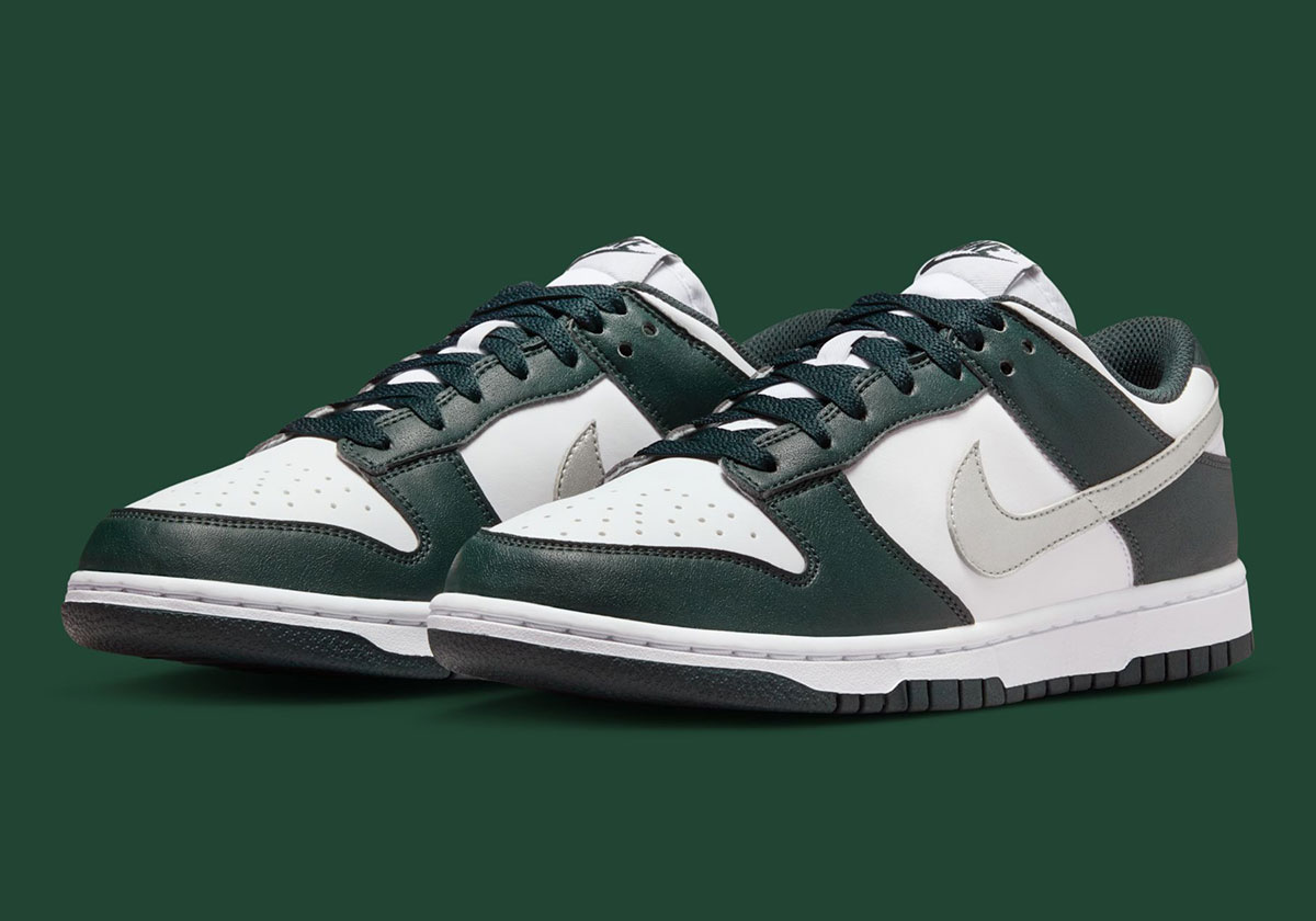The Nike Dunk Low Revisits A 2022 Pair In “Seaweed”