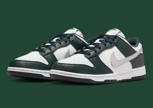 The Nike Dunk Low Revisits A 2022 Pair In "Seaweed"