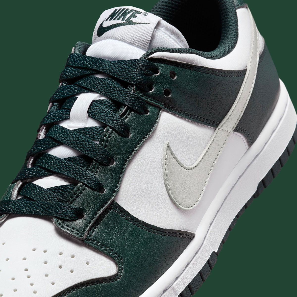Nike Dunk Low Seaweed White Sail Metallic Silver Io7450 364 7
