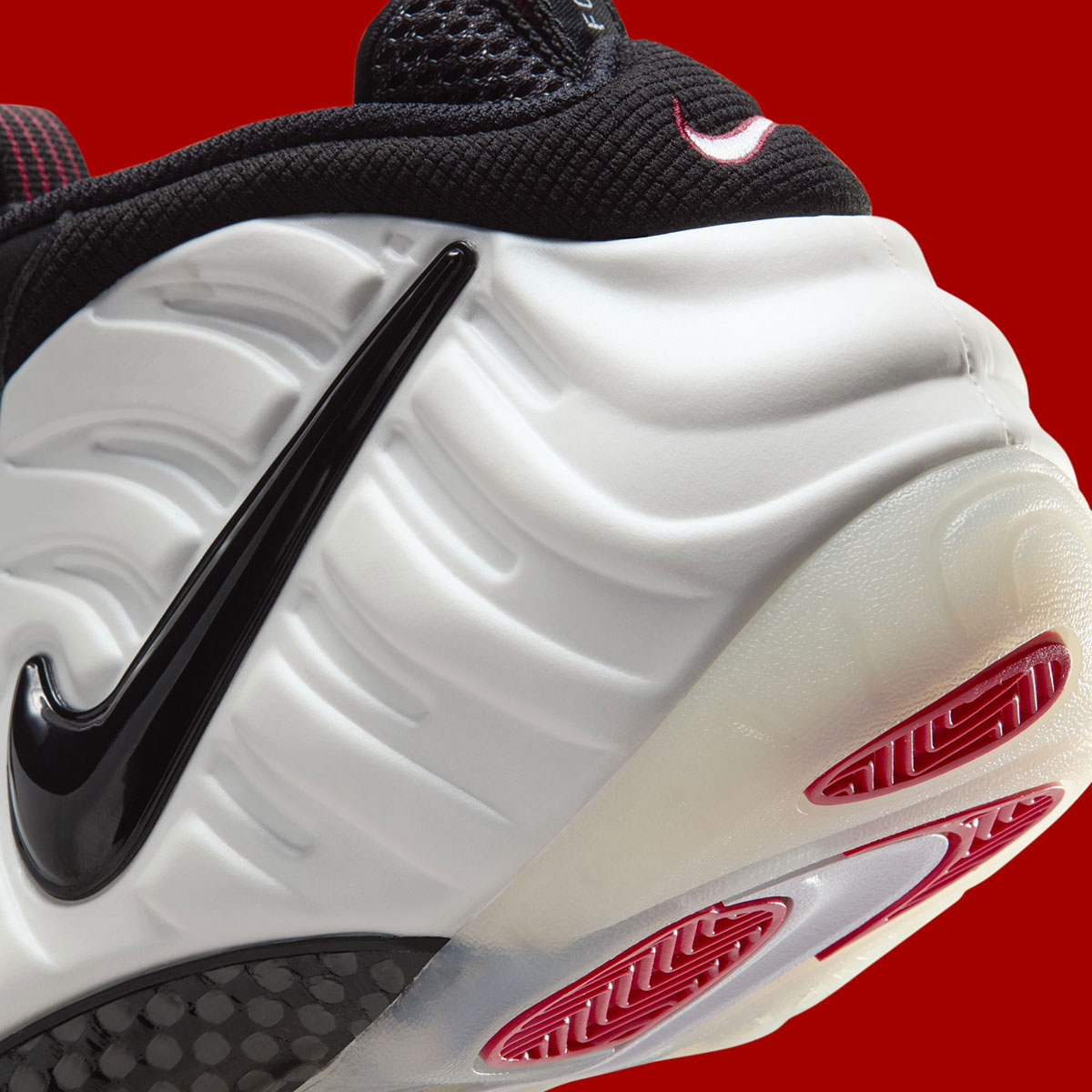 Nike Foamposite Pearl 9