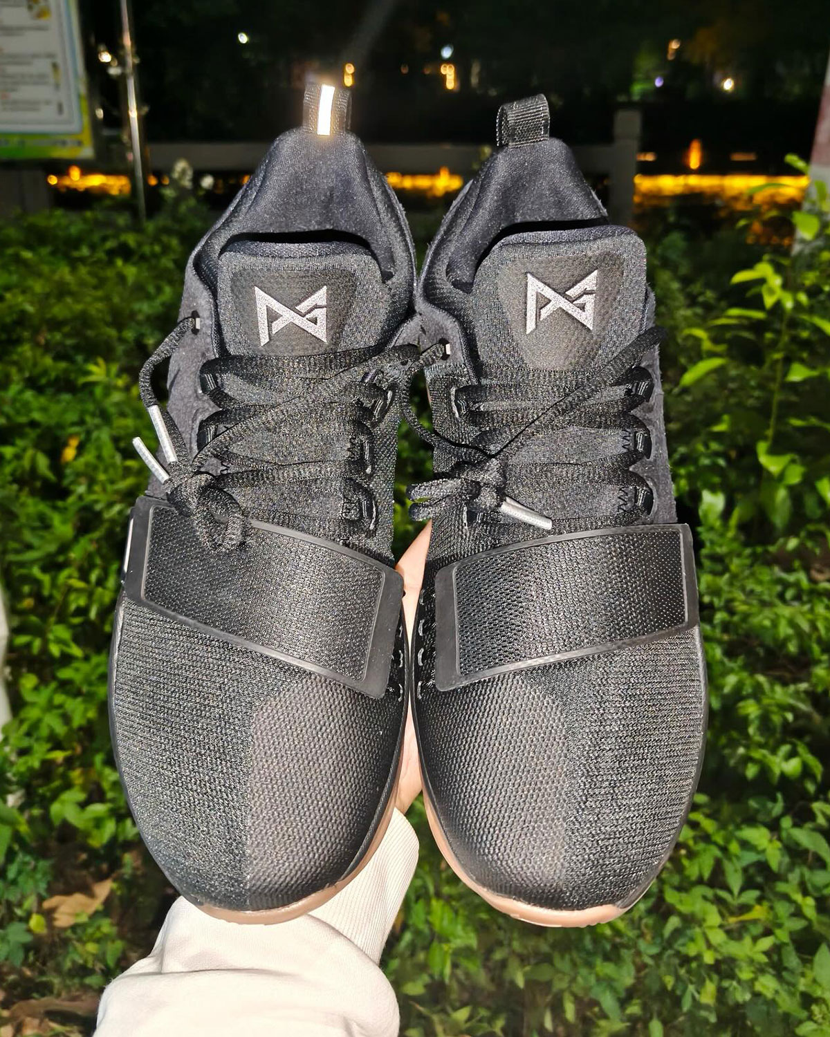 Nike Pg 1 2026 Black Gum Sample 3