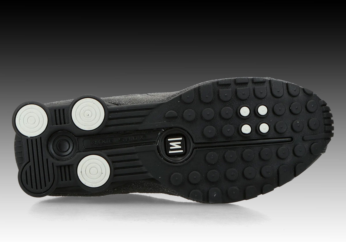 Nike Shox R4 Distresed Leather Io4544 002 5